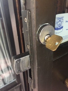 How to Remove a Broken Key from a Door Lock in Portland, Or. Key stuck in the door lock