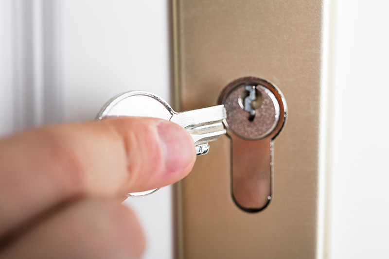 Repair Commercial Door Locks in Portland_key broke inside your lock