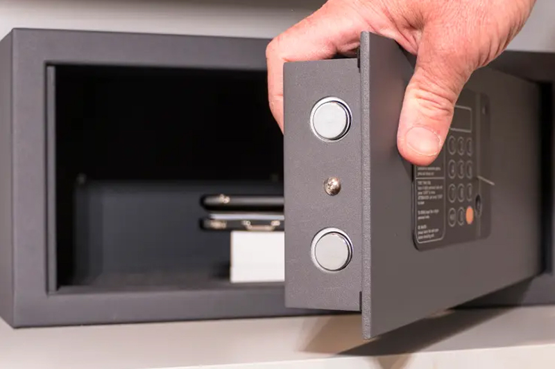 Buying a Safe For Your Home: What you Need to Know?